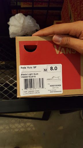 Shoe Store «Vans», reviews and photos, 485 N Tustin St, Orange, CA 92867, USA