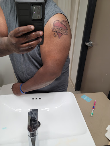 Tattoo Shop «Crazy Lady Ink», reviews and photos, 205 Lewis St S, Shakopee, MN 55379, USA