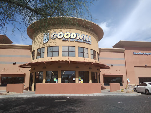 Thrift Store «Dysart Goodwill Retail Store & Donation Center», reviews and photos, 5116 N Dysart Rd, Litchfield Park, AZ 85340, USA