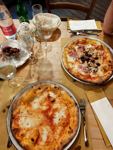 Pizzeria Così comè in Fasano, Provincia di Brindisi