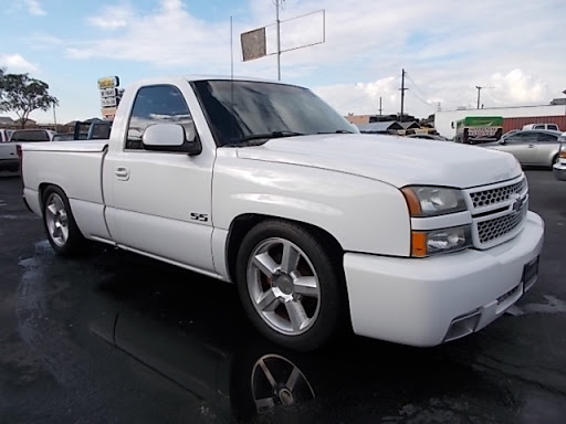 Car Dealer «Sunset Car Company», reviews and photos, 1201 N Harbor Blvd, Santa Ana, CA 92703, USA