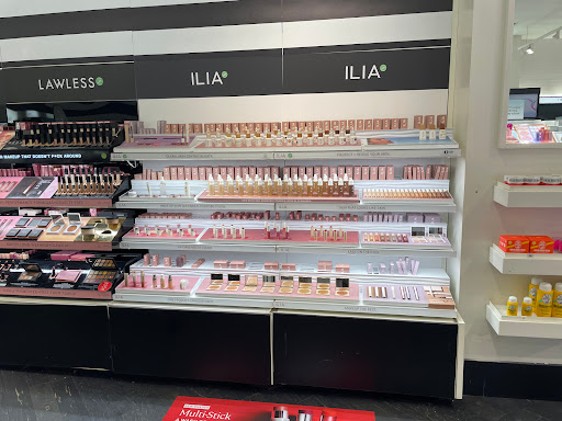 Cosmetics Store «SEPHORA», reviews and photos, 616 Southcenter Mall, Tukwila, WA 98188, USA