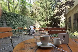 Cafe Podnebí image