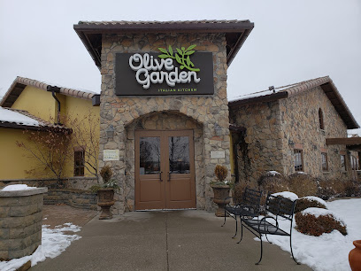 Olive Garden Italian Restaurant - 10243 E US Hwy 36, Avon, IN 46123
