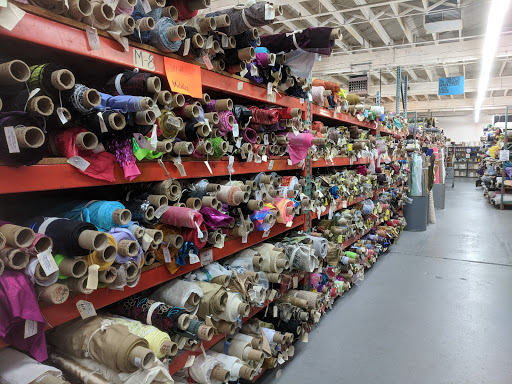 Fabric Store «Discount Fabrics», reviews and photos, 2170 Cesar Chavez St, San Francisco, CA 94107, USA
