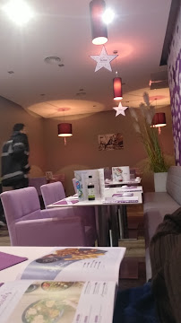 Atmosphère du Restaurant de sushis EAT SUSHI Villeneuve d'Ascq - n°2
