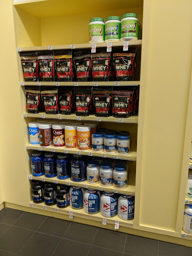 Vitamin & Supplements Store «Vitamin Shoppe», reviews and photos, 3912 Oleander Dr, Wilmington, NC 28403, USA