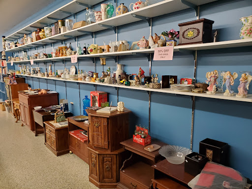 Thrift Store «Peninsula Rescue Mission Thrift Store», reviews and photos, 6200 Jefferson Ave, Newport News, VA 23605, USA