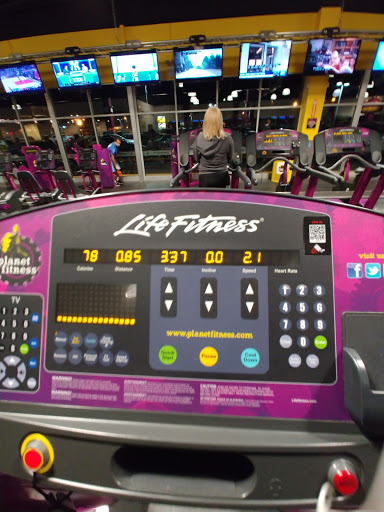 Gym «Planet Fitness», reviews and photos, 1040 S Broadway, Hicksville, NY 11801, USA