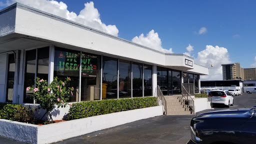 Car Dealer «Joey Accardi Chrysler, Dodge, Jeep, Ram», reviews and photos, 909 S Federal Hwy, Pompano Beach, FL 33062, USA