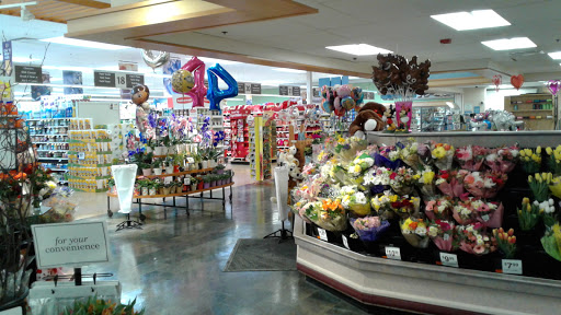 Grocery Store «Stop & Shop», reviews and photos, 1100 Massachusetts Ave, Dorchester, MA 02125, USA