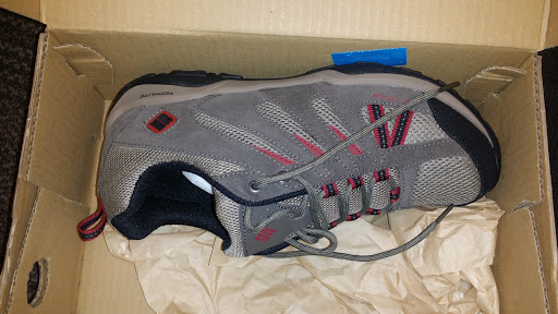 Shoe Store «DSW Designer Shoe Warehouse», reviews and photos, 8801 Queens Blvd, Elmhurst, NY 11373, USA