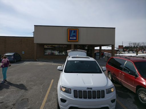 Supermarket «ALDI», reviews and photos, 3152 N Susquehanna Trail, Shamokin Dam, PA 17876, USA
