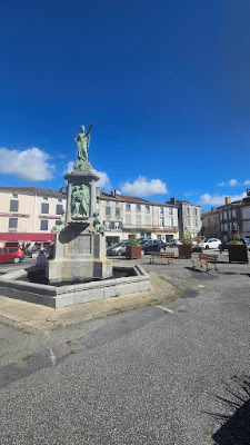 Café De La Poste à Le Dorat
