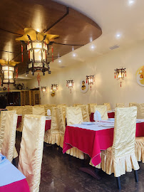 Atmosphère du Restaurant chinois à emporter Le Mandarin 大華飯店 à Marseille - n°9