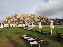 Photo de Korineum beach avec plusieurs baies spacieuses