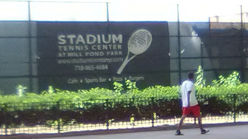 Tennis Court «Stadium Tennis Center», reviews and photos, 725 Gateway Center Blvd, Bronx, NY 10451, USA