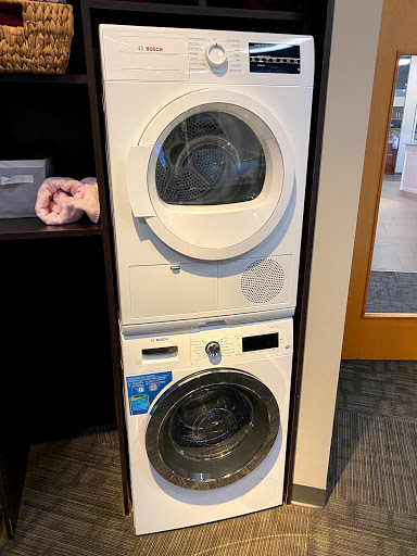 Appliance Store «Monark Premium Appliance Co. and Clearance Center», reviews and photos, 1742 W Atlantic Blvd, Pompano Beach, FL 33069, USA