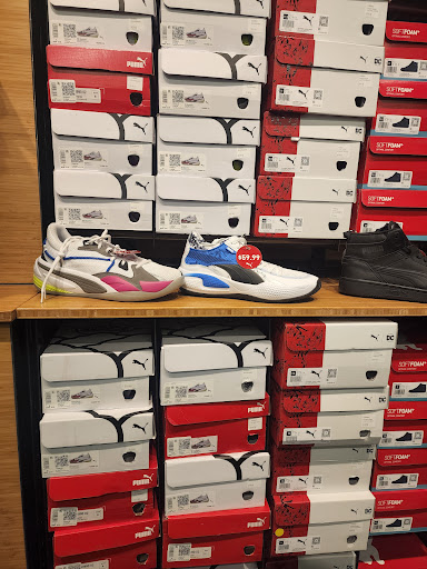 Shoe Store «PUMA», reviews and photos, 20 The City Dr S #906, Orange, CA 92868, USA