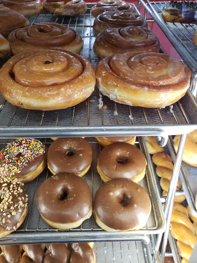 Donut Shop «Fresh Doughnuts», reviews and photos, 172 E Compton Blvd, Compton, CA 90220, USA