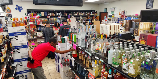 Liquor Store «Paylow Liquor & Beer Wine», reviews and photos, 3701 W Clarendon Dr #200, Dallas, TX 75211, USA