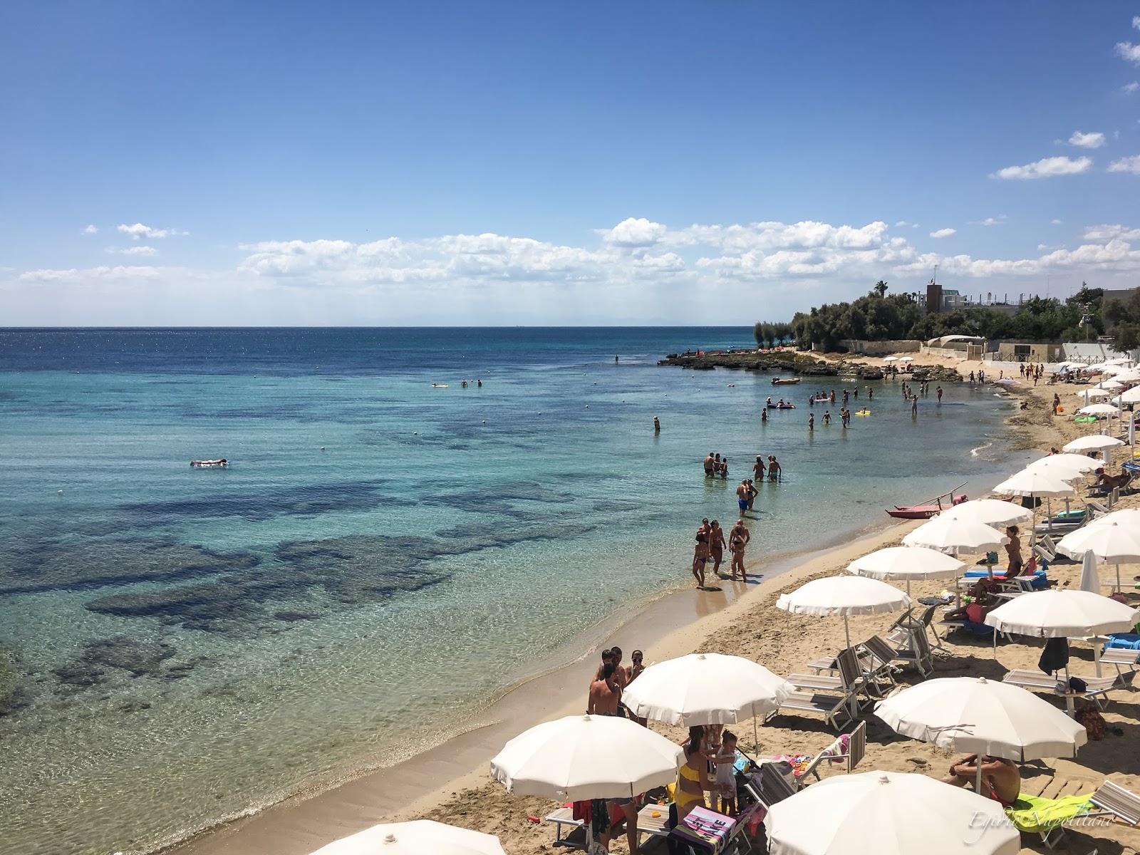 Foto di Spiaggia Lido Bruno con sporca livello di pulizia