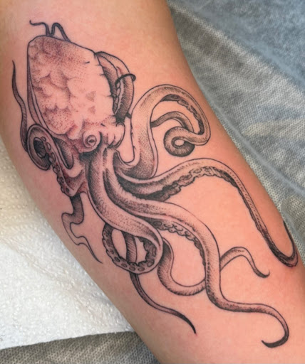 Explore couple his and her tattoo ideas, creative tattoo ideas in Belgrade, available at The Loyal Sparrow Tattoo and Piercing