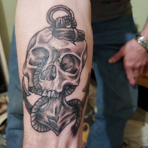 Envy Ink Tattoo & Piercing, 862 2nd Ave, Gallipolis, OH 45631, USA, 