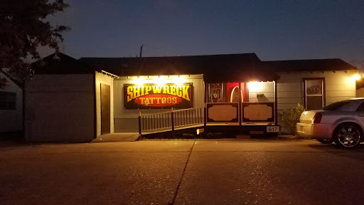 Shipwreck Tattoo Studio, 617 Everhart Rd, Corpus Christi, TX 78411, USA, 