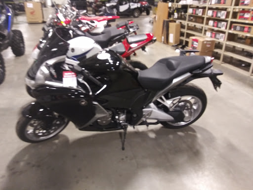 Motorcycle Dealer «Station Park Honda Powersports & RV center», reviews and photos, 830 S 9th St, Louisville, KY 40203, USA