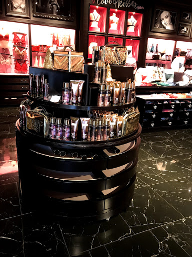 Shopping Mall «Springfield Town Center», reviews and photos, 6500 Springfield Mall, Springfield, VA 22150, USA