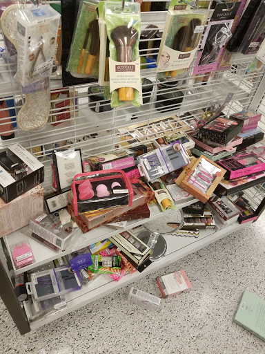 Clothing Store «Ross Dress for Less», reviews and photos, 1744 US Hwy 27 S, Sebring, FL 33870, USA