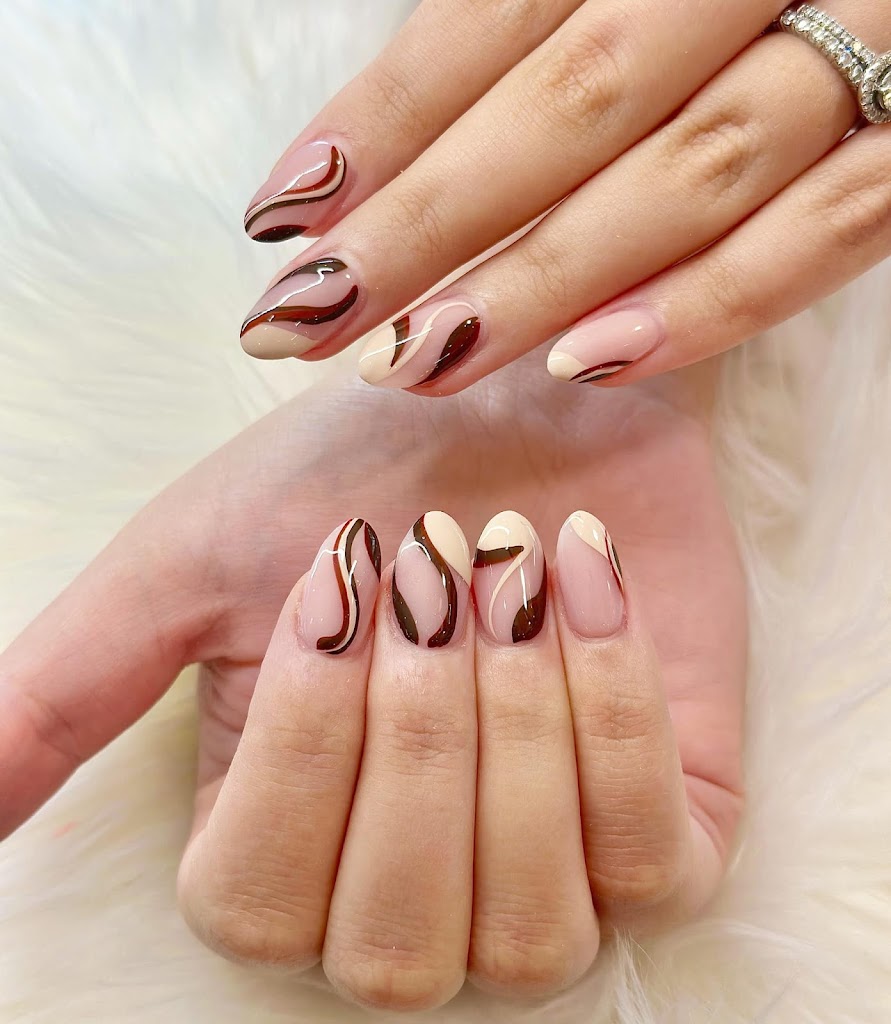 Fancy Nails 44240