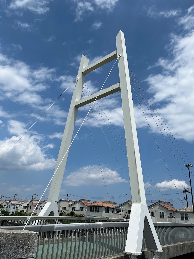 Nagakubo Midori Bridge (長久保緑橋)