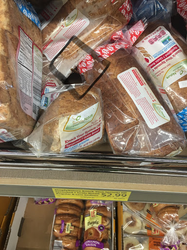 Supermarket «ALDI», reviews and photos, 1851 Sunrise Hwy, Bay Shore, NY 11706, USA