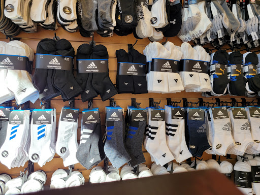 Shoe Store «Famous Footwear», reviews and photos, 32 Main Ave, Clifton, NJ 07014, USA