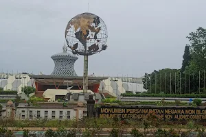 Monumen Persahabatan Negara Non Blok image