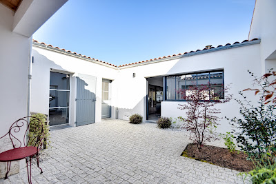 Christel JEGOU Immobilier Capifrance La Rochelle et ses environs à La Rochelle