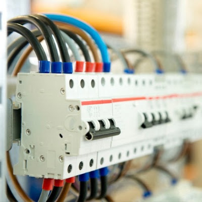 DH ELECTRICITE à Saint-Cloud