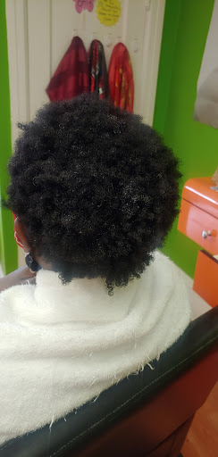 Beauty Salon «Perfect Hair Salon Dominican Style», reviews and photos, 86 York Rd, Willow Grove, PA 19090, USA