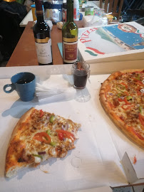 Plats et boissons du Restaurant Aden pizz à Sergines - n°5