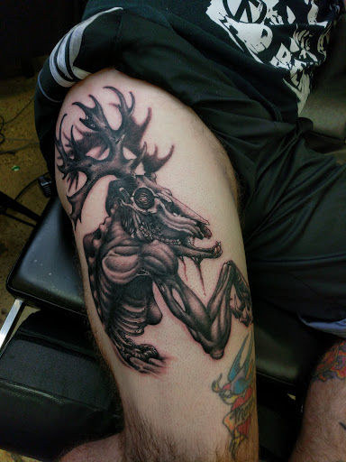 Tattoo Shop «Daybreak Tattoo», reviews and photos, 5817 S Westnedge Ave, Portage, MI 49002, USA