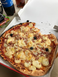 Plats et boissons du Pizzeria Le Kiosque à Pizzas à Marquise - n°9