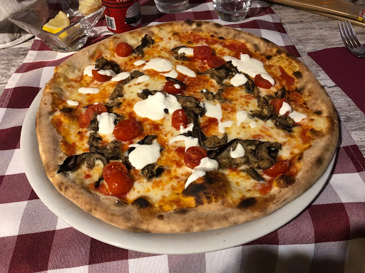 Rosso di Sera in Albino, Provincia di Bergamo