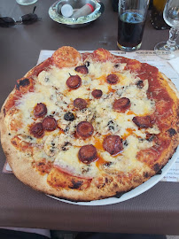 Pizza du Pizzeria La Loupiote à Crestet - n°20