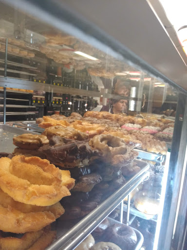 Donut Shop «Ms Donuts & Ice Cream», reviews and photos, 301 E Lake Ave, Watsonville, CA 95076, USA