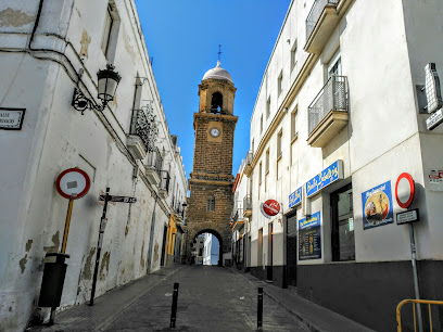 Benitez Francisco Salado - C. Arquillo del Reloj, 5, 11130 Chiclana de la Frontera, Cádiz, Spain