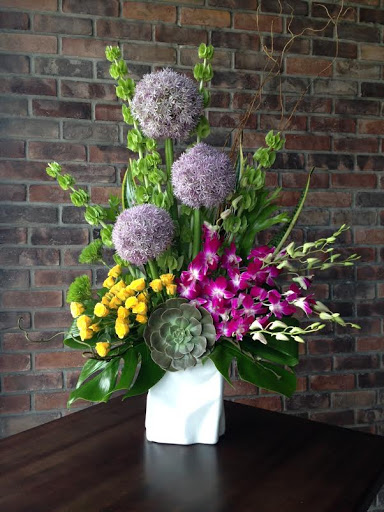 Florist «La Fleur Florals and Events», reviews and photos, 2047 Wilton Dr, Wilton Manors, FL 33305, USA