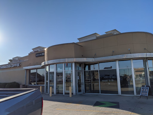 Coffee Shop «Starbucks», reviews and photos, 1700 Avenue of Mid-America, Effingham, IL 62401, USA