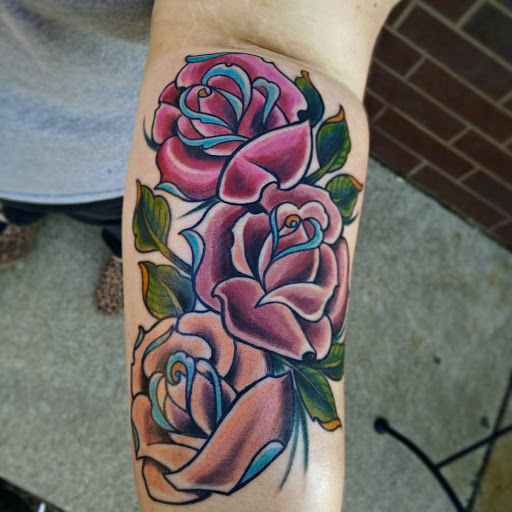 Tattoo Shop «Proton Tattoo», reviews and photos, 120 S 4th St, DeKalb, IL 60115, USA